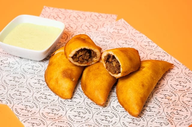 EMPANADA GROUND BEEF/MOLIDA.
