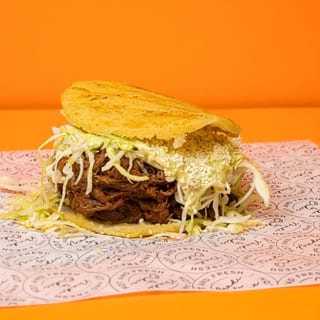 AREPA/SHREDDED BEEF